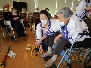 秋祭り輪投げ.jpg